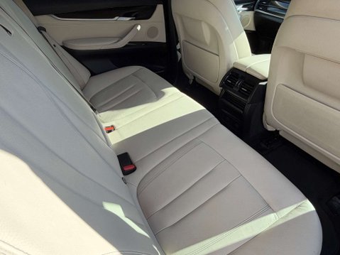 BMW X5 3.0 30d SE SUV 5dr Diesel Auto xDrive Euro 6 (s/s) (258 ps) 38