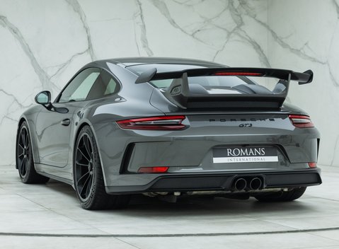 Porsche 911 GT3 (991.2) 7