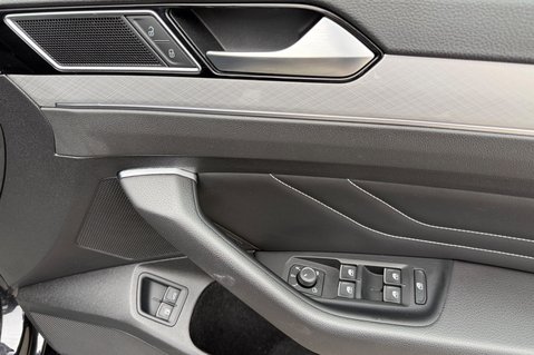Volkswagen Passat GTE DSG - VAT Q - 1 OWNER - PLUG IN HYBRID - 3 IN STOCK 26