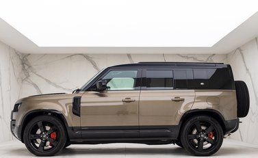 Land Rover Defender 110 X P400e 2