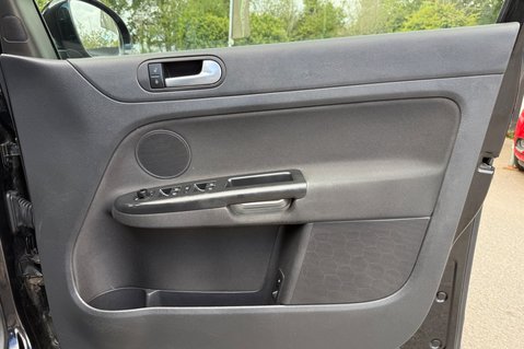 Volkswagen Golf Plus SE TDI - 16 SERVICES RECORDED- CAMBELT CHANGED - DETACHABLE TOWBAR 32
