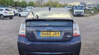 Toyota Prius 1.8 VVT-h T Spirit Hatchback 5dr Petrol Hybrid CVT Euro 5 (s/s) (136 ps) 12