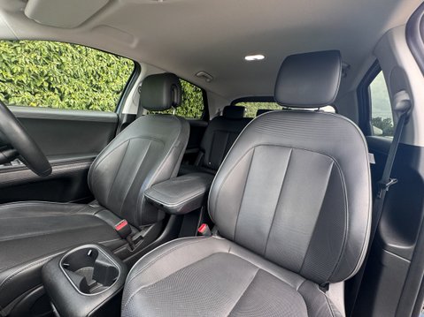 Hyundai IONIQ 5 (Sold) 77kWh Ultimate Hatchback 5dr Electric Auto (228 ps) 8