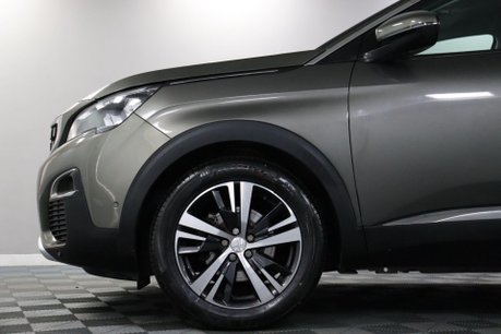 Peugeot 3008 PURETECH S/S ALLURE 27