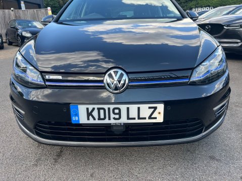 Volkswagen Golf 35.8kWh e-Golf Auto 5dr 9