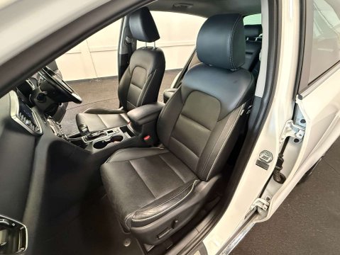 Kia Sportage 1.6 Sportage 4 CRDi ISG MHEV 4x4 Semi-Auto 4WD 5dr 64