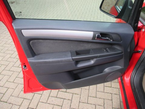 Vauxhall Zafira 1.8 16V Exclusiv Euro 5 5dr 44