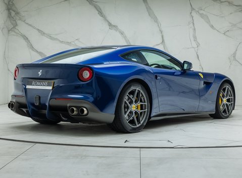 Ferrari F12 Berlinetta 6