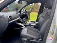 Audi Q2 TFSI S LINE 10