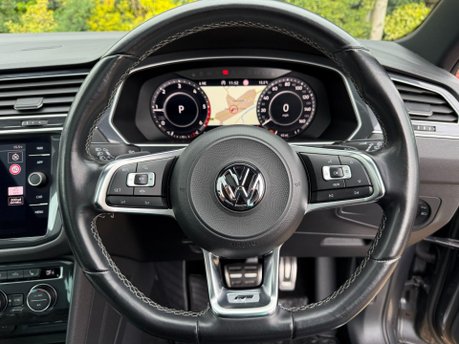 Volkswagen Tiguan 2.0 TDI R-Line DSG Euro 6 (s/s) 5dr 16