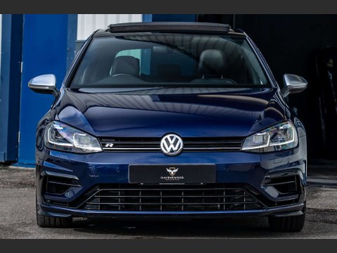 Volkswagen Golf 2.0 Golf R TSi Semi-Auto 4WD 5dr 25