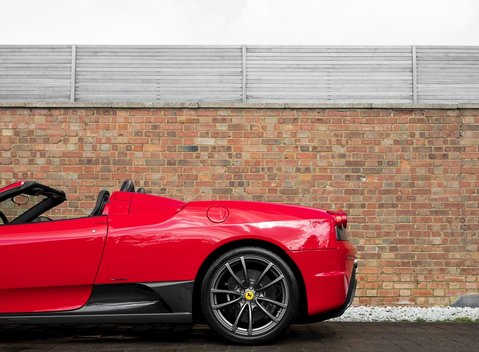 Ferrari 430 Scuderia Spider 16M 37