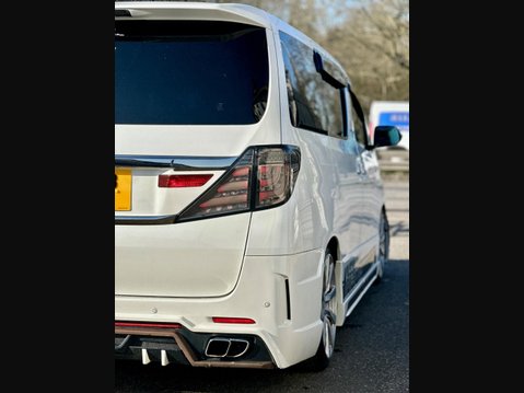 Toyota Vellfire +RARE+GRADE 4+BODY KIT+STUNNING+ 36