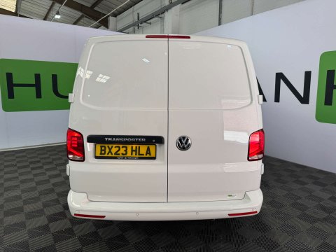 Volkswagen Transporter 2.0 Transporter T28 Highline TDI 8