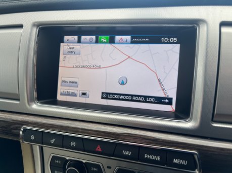 Jaguar XF D LUXURY 16