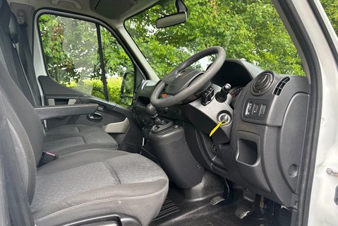 Vauxhall Movano L3H1 F3500 135 ps Lawn Mower Beavertail Truck 15