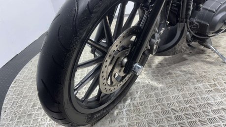 Harley-Davidson Sportster 883 IRON 2014 20K MOT WARRANTY CRUISER 883CC 18