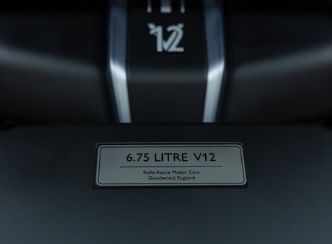 Rolls-Royce Cullinan BLACK BADGE 43