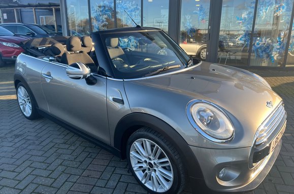 Mini Convertible COOPER AUTO HUGE SPEC 16