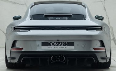 Porsche 911 GT3 TOURING (992) 8