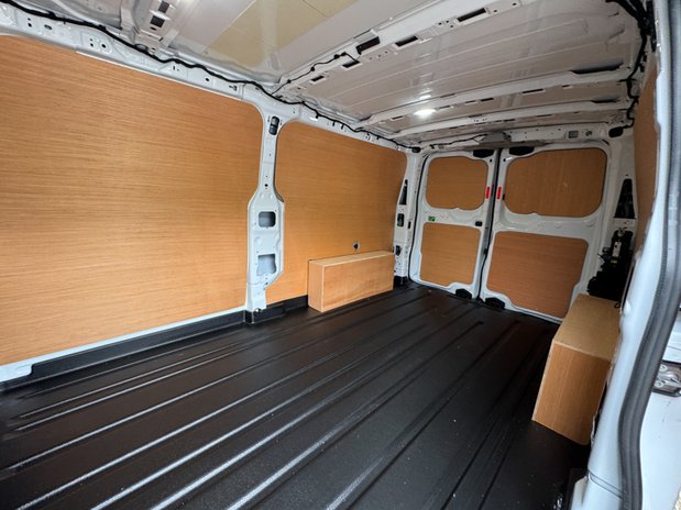 Ford Transit Custom AUTO LWB [SOLD MM] L2H1 Low Roof Limited DELIVERY 11