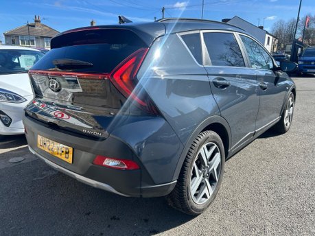 Hyundai BAYON T-GDI PREMIUM MHEV 8
