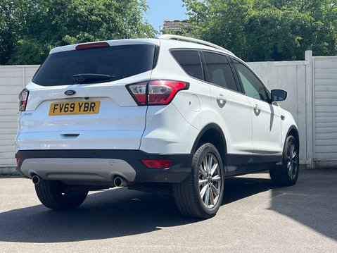 Ford Kuga 2.0 TDCi EcoBlue Titanium Edition SUV 5dr Diesel Powershift Euro 6 (120 ps) 5