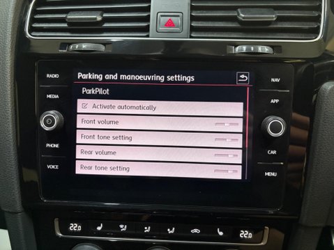 Volkswagen Golf 2.0 TSI GTI DSG Euro 6 (s/s) 3dr 39