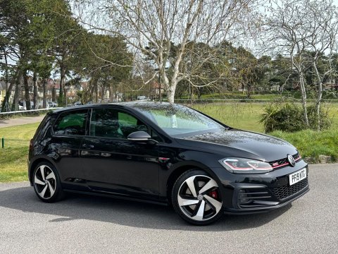 Volkswagen Golf 2.0 TSI GTI Performance Euro 6 (s/s) 3dr 23