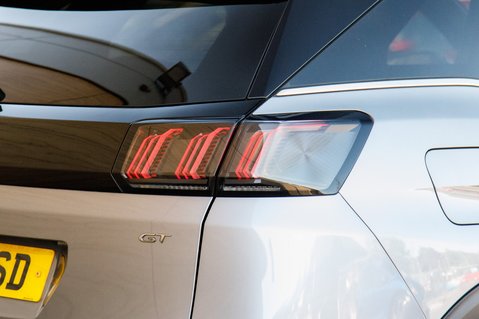 Peugeot 3008 PURETECH S/S GT PREMIUM 9