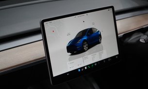 Tesla Model Y RWD Comfort Suspension One Owner Heated Steering Wheel and Seats VATQ 20