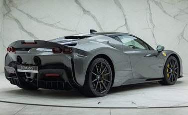 Ferrari SF90 Stradale ASSETTO FIORANO 6