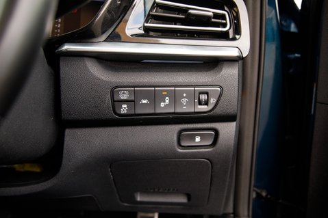 Kia Niro 4 11