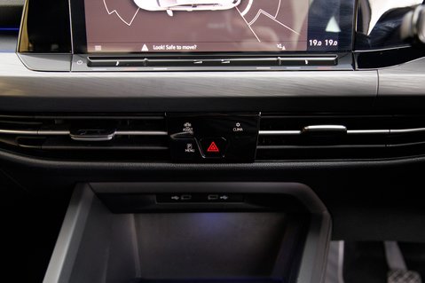Volkswagen Golf STYLE TSI 36