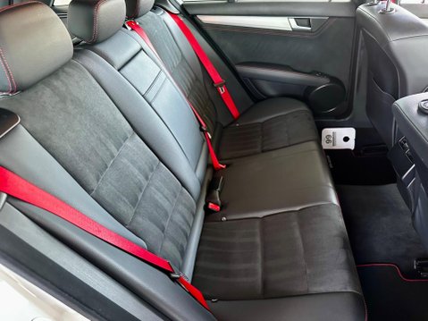 Mercedes-Benz C Class 2.1 C220 CDI BlueEfficiency AMG Sport Plus G-Tronic+ Euro 5 (s/s) 5dr 40