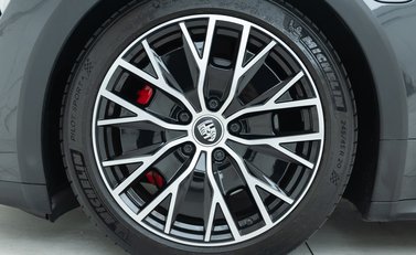 Porsche Taycan 4S Cross Turismo 28