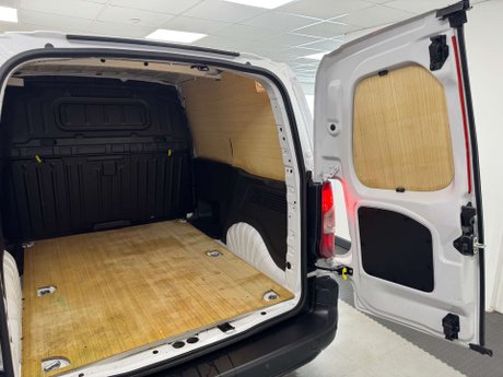 Peugeot Partner 1.5 Partner Professional Premium+ BHDi 27