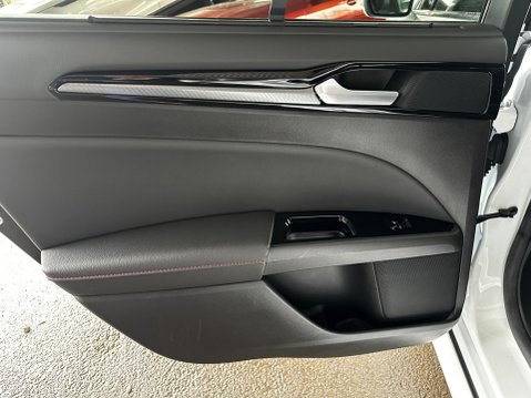 Ford Mondeo 2.0 EcoBlue ST-Line Edition Auto Euro 6 (s/s) 5dr 25