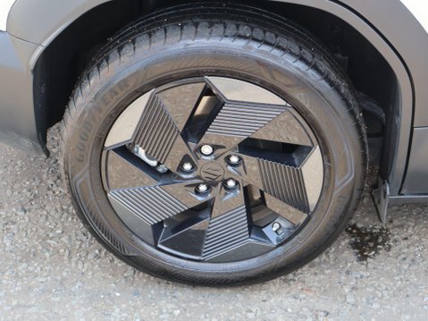 Suzuki e Vitara 61kWh Motion Auto 5dr 26