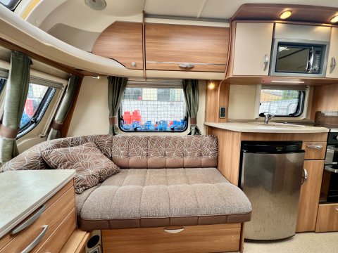 Swift Challenger 570 16