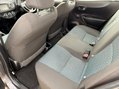 Toyota Yaris VVT-I TR 34