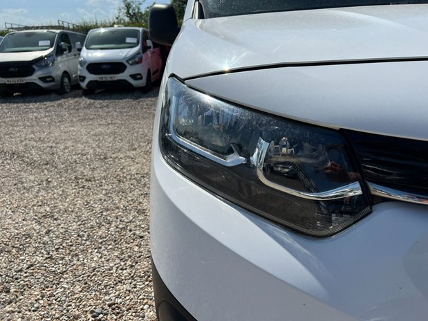 Toyota Proace City SWB L1H1 Low Roof Active Air Con EURO 6 NO VAT 24