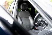 Land Rover Discovery R-DYNAMIC HSE MHEV. 7 SEATS. ELECTRIC TOWBAR. OPENING PANO ROOF. 22S. 10