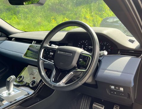 Land Rover Range Rover Evoque 1.5 Range Rover Evoque R-Dynamic SE P300e Auto 4WD 5dr 16
