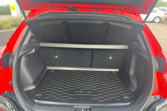 Hyundai KONA T-GDI PREMIUM MHEV 37