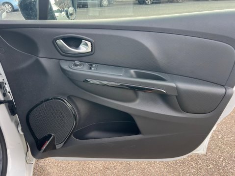 Renault Clio 1.2 16V Dynamique Nav Euro 6 5dr 30