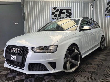 Audi RS4 4.2 FSI V8 Estate 5dr Petrol S Tronic quattro Euro 5 (450 ps) 32