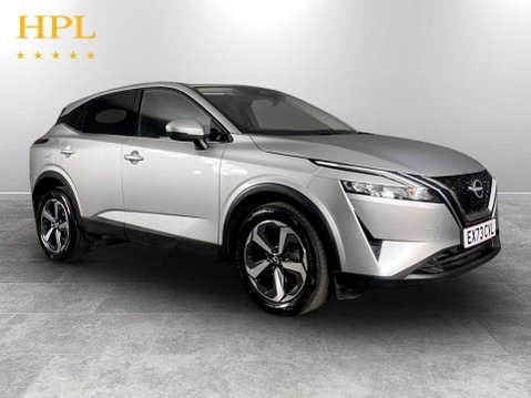 Nissan Qashqai 1.3 DIG-T MHEV N-Connecta SUV 5dr Petrol Hybrid XTRON Euro 6 (s/s) (158 ps) 1