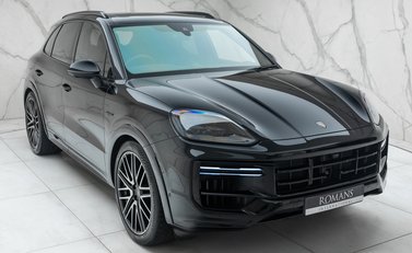 Porsche Cayenne TURBO E-HYBRID 11