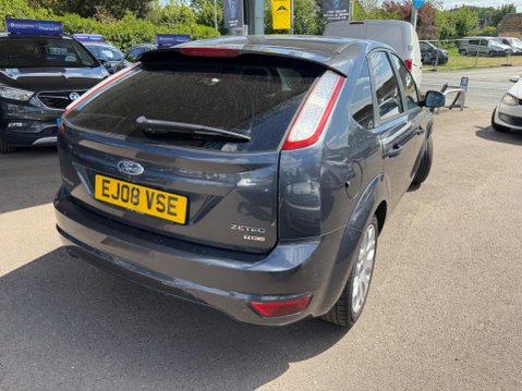 Ford Focus 1.8 TDCi Zetec 5dr 5